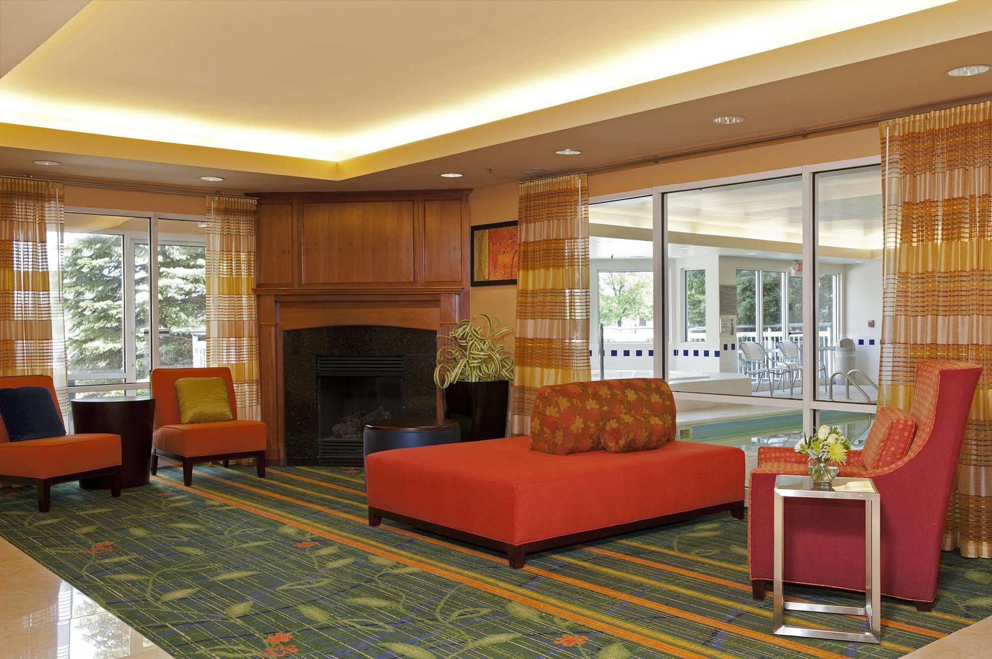 Fairfield Inn & Suites By Marriott Chicago Naperville Exterior photo