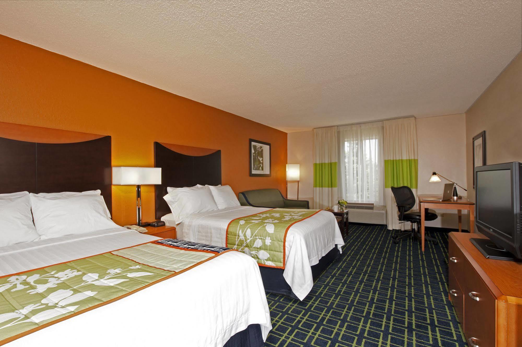Fairfield Inn & Suites By Marriott Chicago Naperville Exterior photo